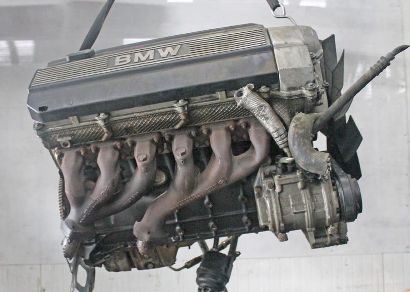 Двигатель б 50. BMW m50b20. М50 двигатель БМВ. Двигатель м50б20. М50б20 206s1.